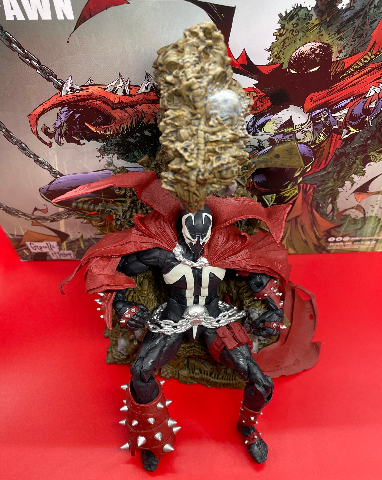 McFarlane Toys "Spawn on Throne" Deluxe action figure