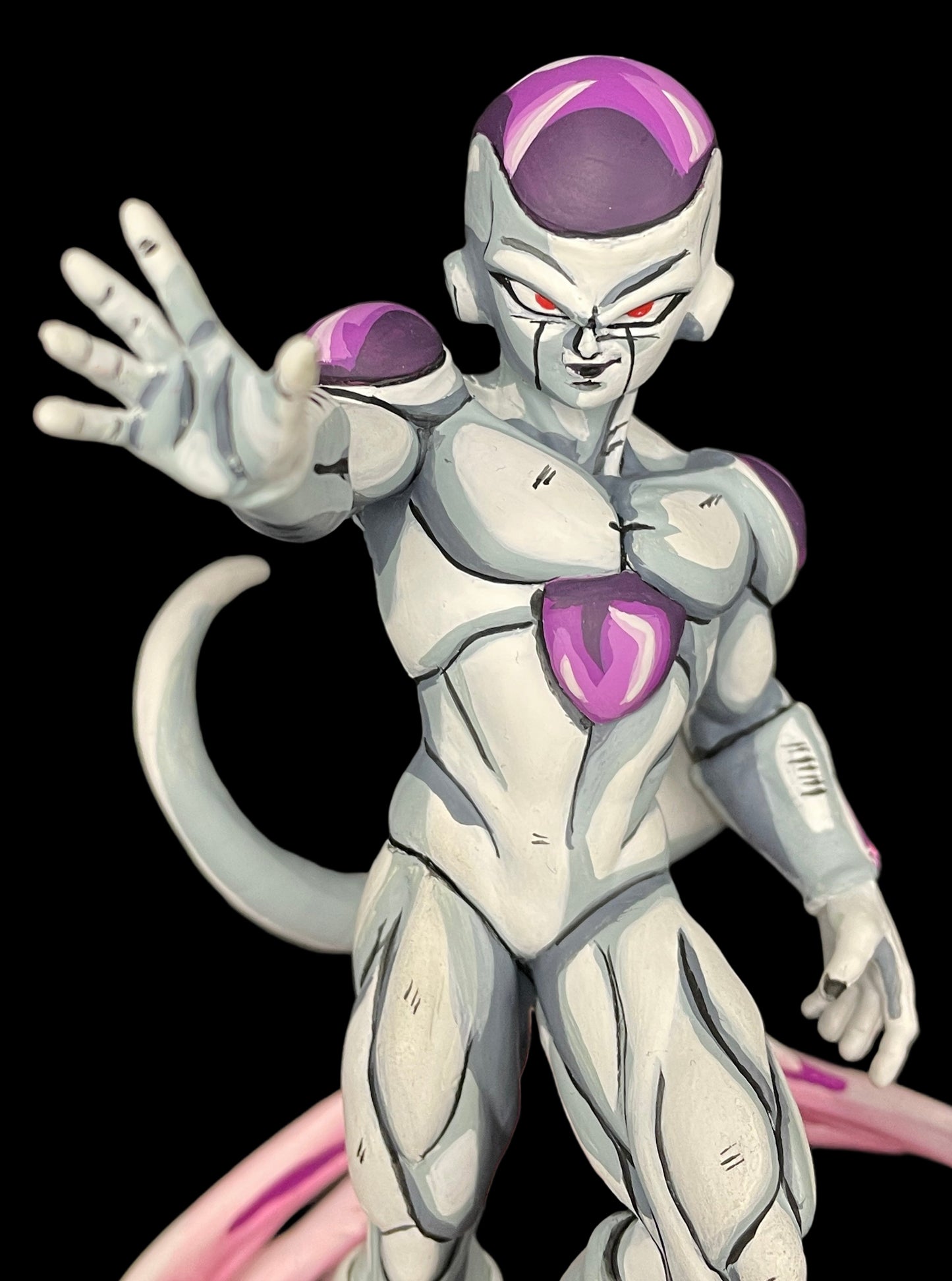 DragonBallZ Frieza PVC Figure. Hand painted by MrAnimeWorks1. Cel Shaded style. Signed by Frieza Voice actress Linda Young