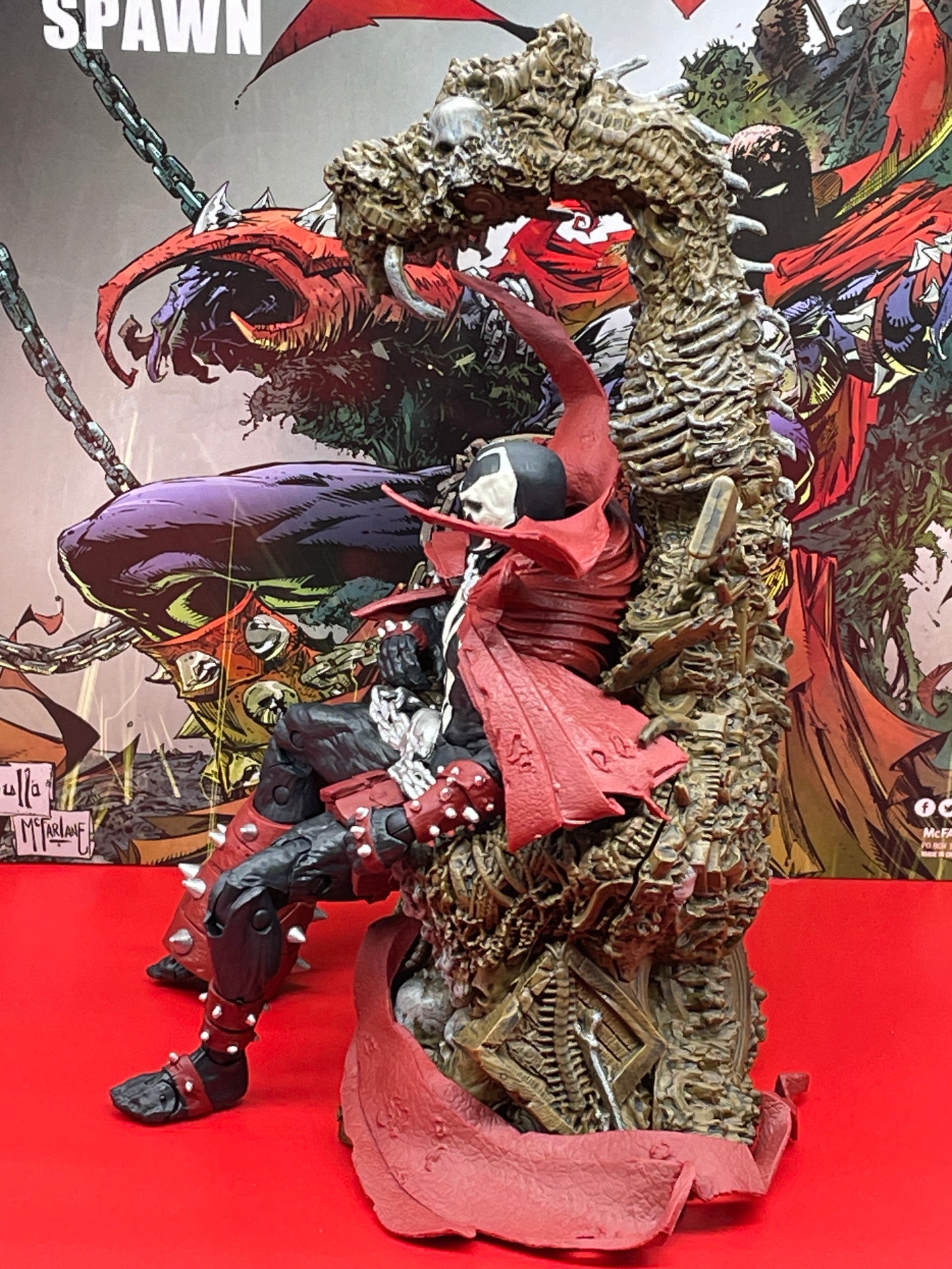 McFarlane Toys "Spawn on Throne" Deluxe action figure