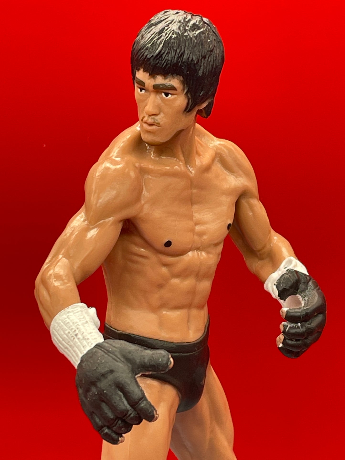 Bruce Lee: Enter the Dragon "Fighting Pose" PVC action figure