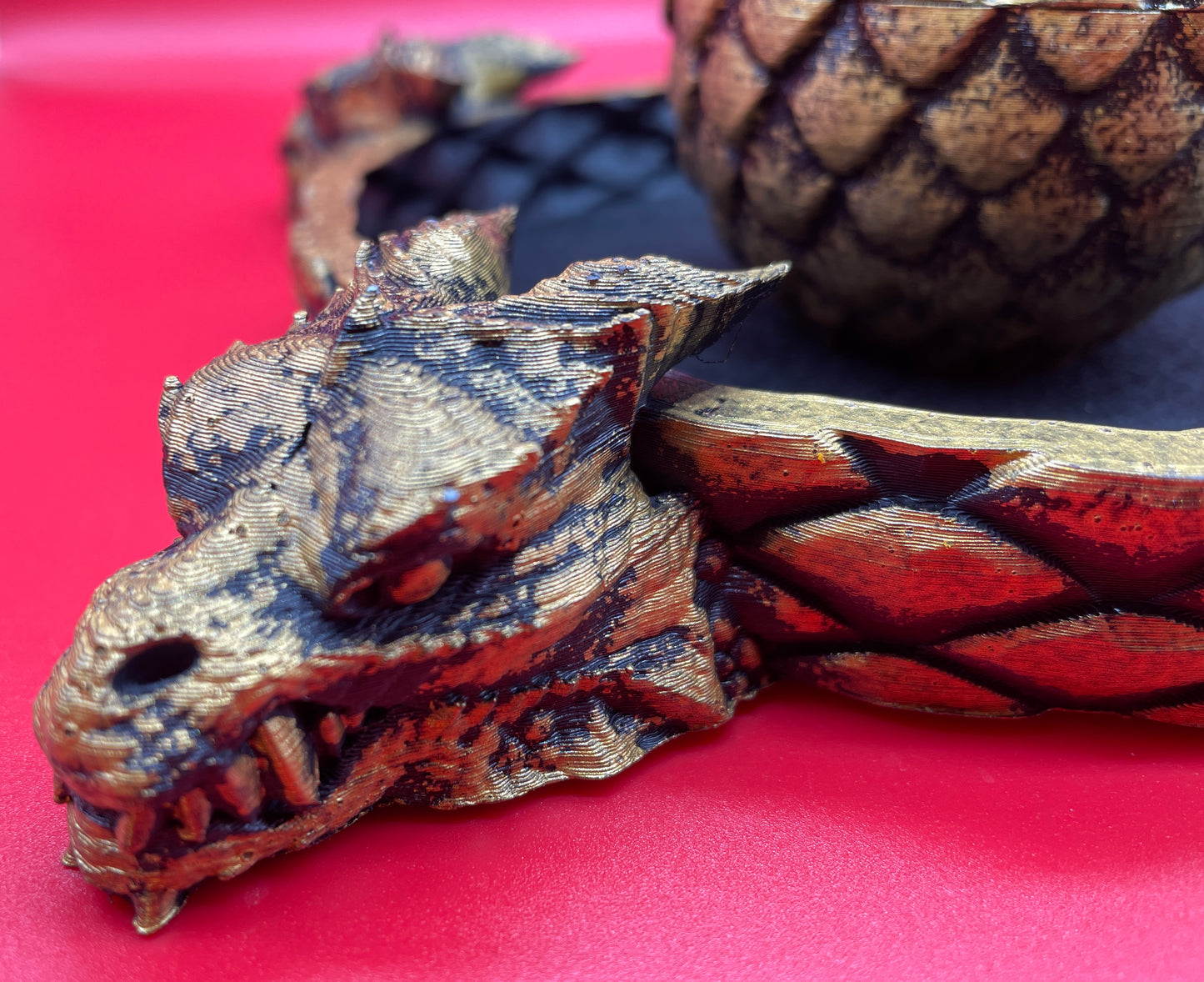 Lord Elemere’s Dragon Egg Dice Shaker and tray with matching dice. Black / Gold version