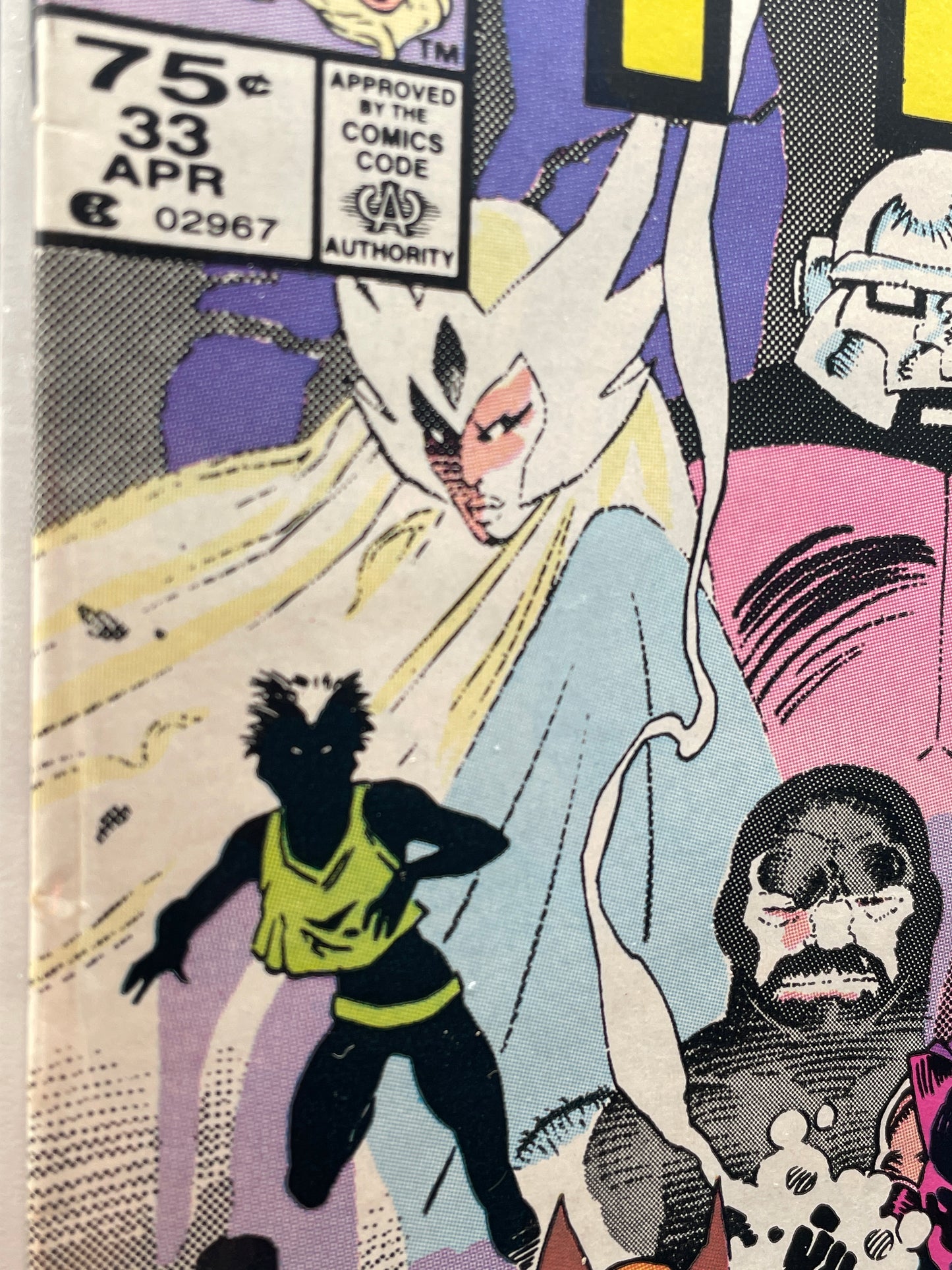 Alpha Flight #33 (Newsstand Edition) First Appearance of Lady Deathstrike