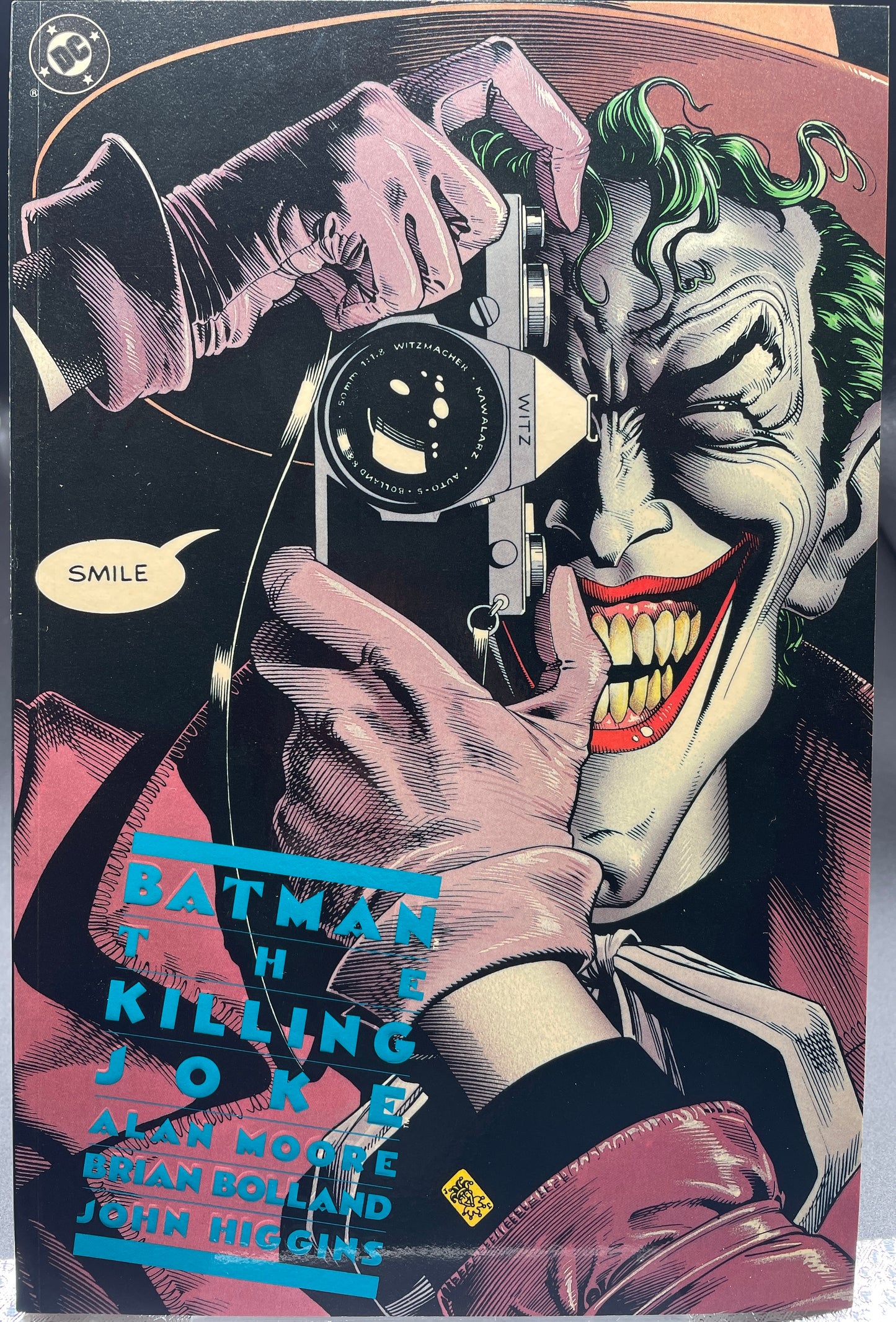 Batman: The Killing Joke Graphic Novel Softcover